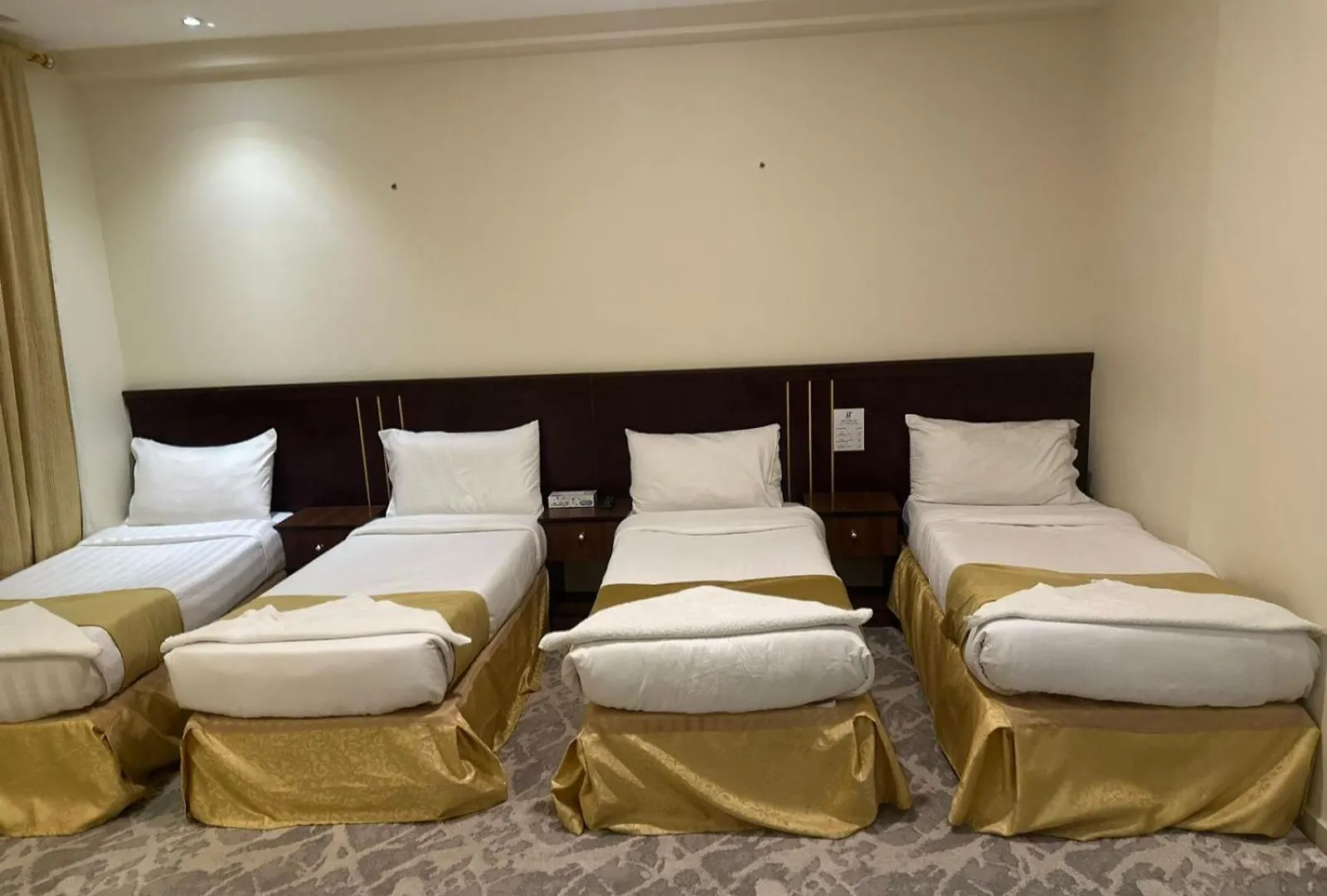 فندق تاج الذهبية Taaj Alzahabiya Hotel - Al Rawda Mecca