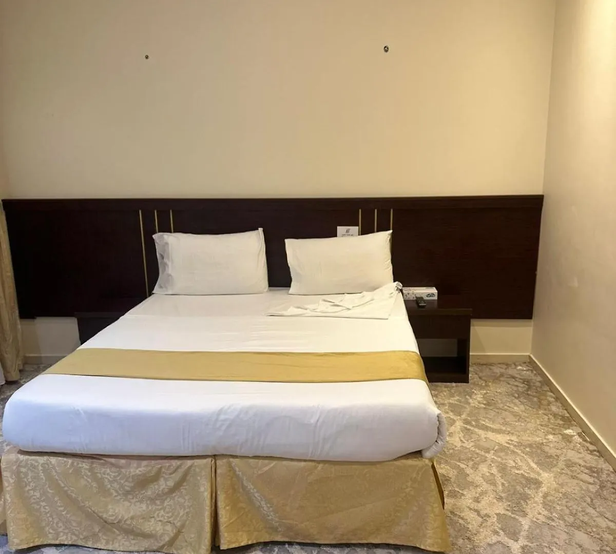 فندق تاج الذهبية Taaj Alzahabiya Hotel - Al Rawda مكة