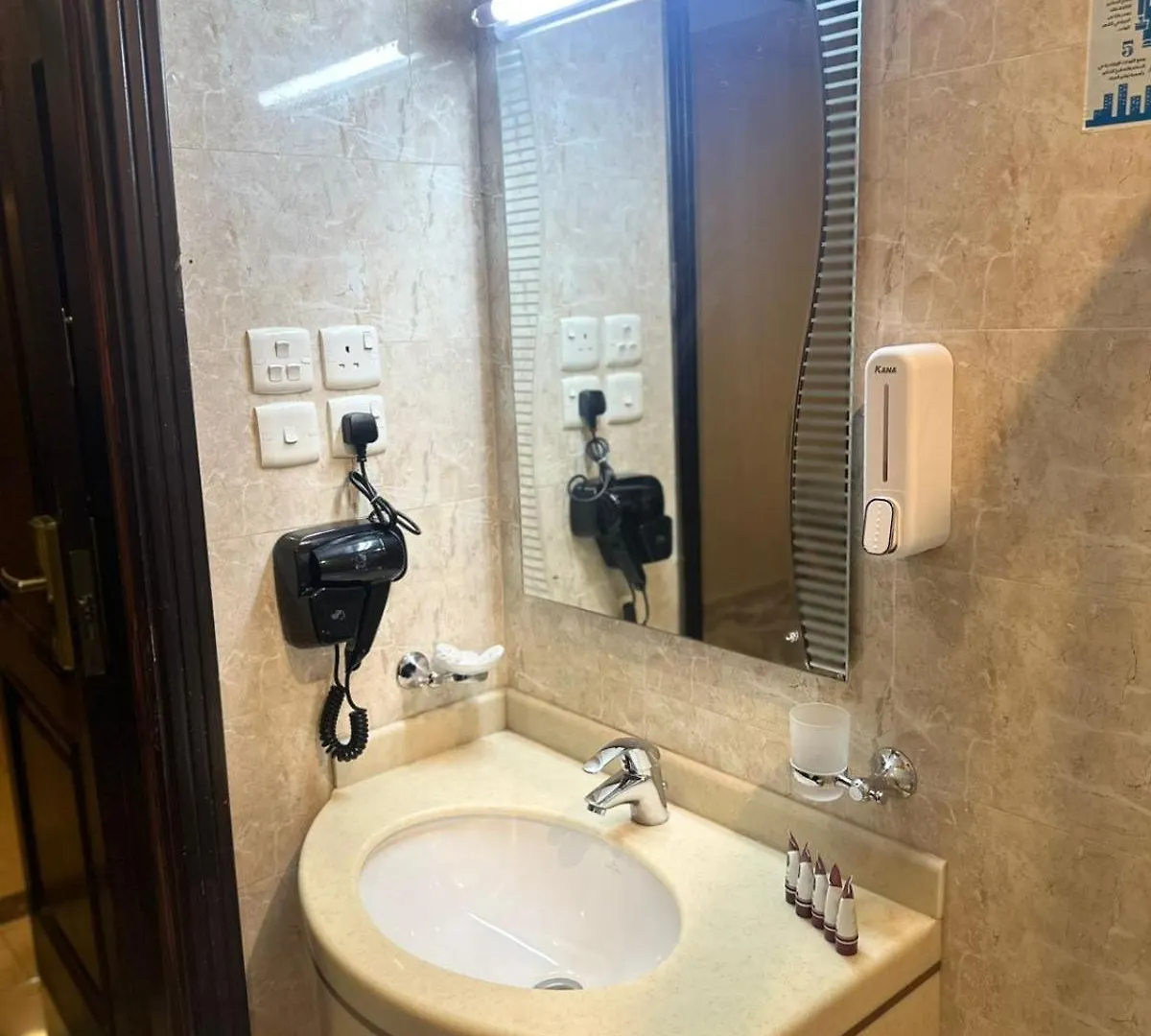 فندق تاج الذهبية Taaj Alzahabiya Hotel - Al Rawda Mekke